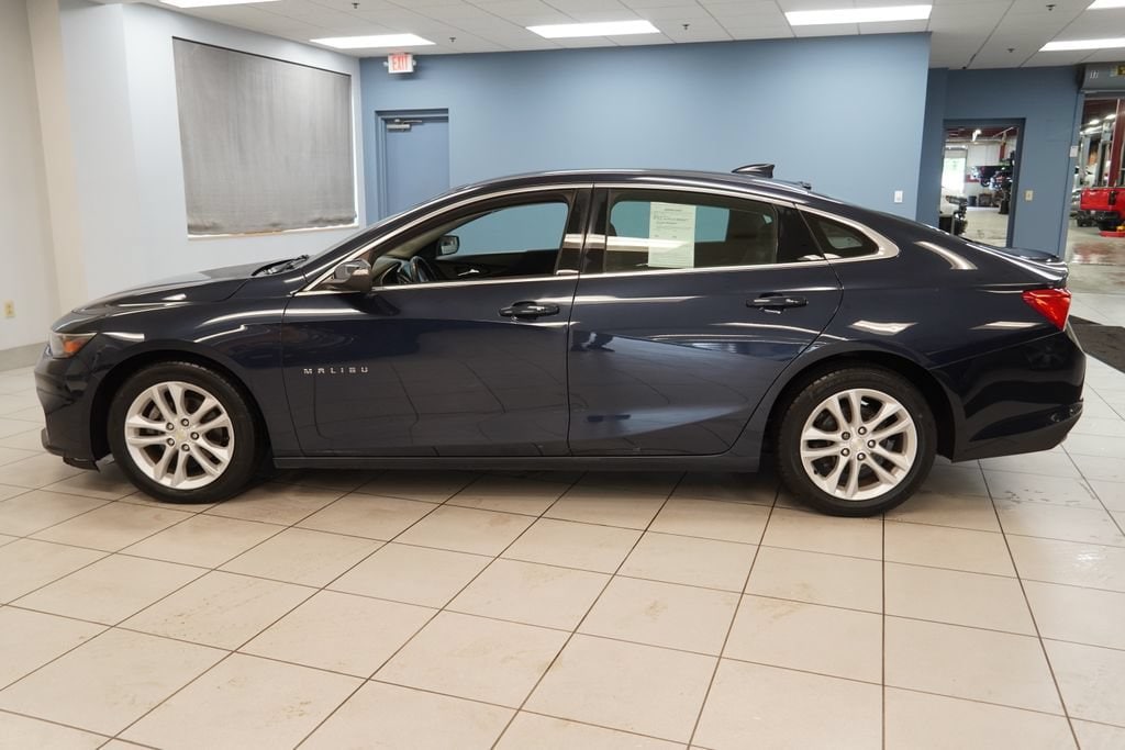 Used 2016 Chevrolet Malibu 1LT with VIN 1G1ZE5ST8GF351879 for sale in Strongsville, OH