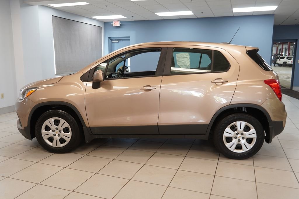 Used 2018 Chevrolet Trax LS with VIN 3GNCJKSB3JL225643 for sale in Strongsville, OH