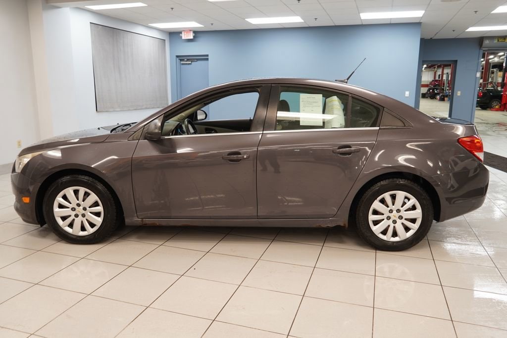 Used 2011 Chevrolet Cruze LS with VIN 1G1PC5SH8B7114448 for sale in Strongsville, OH