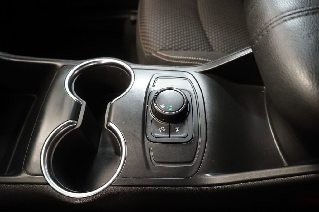2024 GMC Terrain SLE - Photo 9