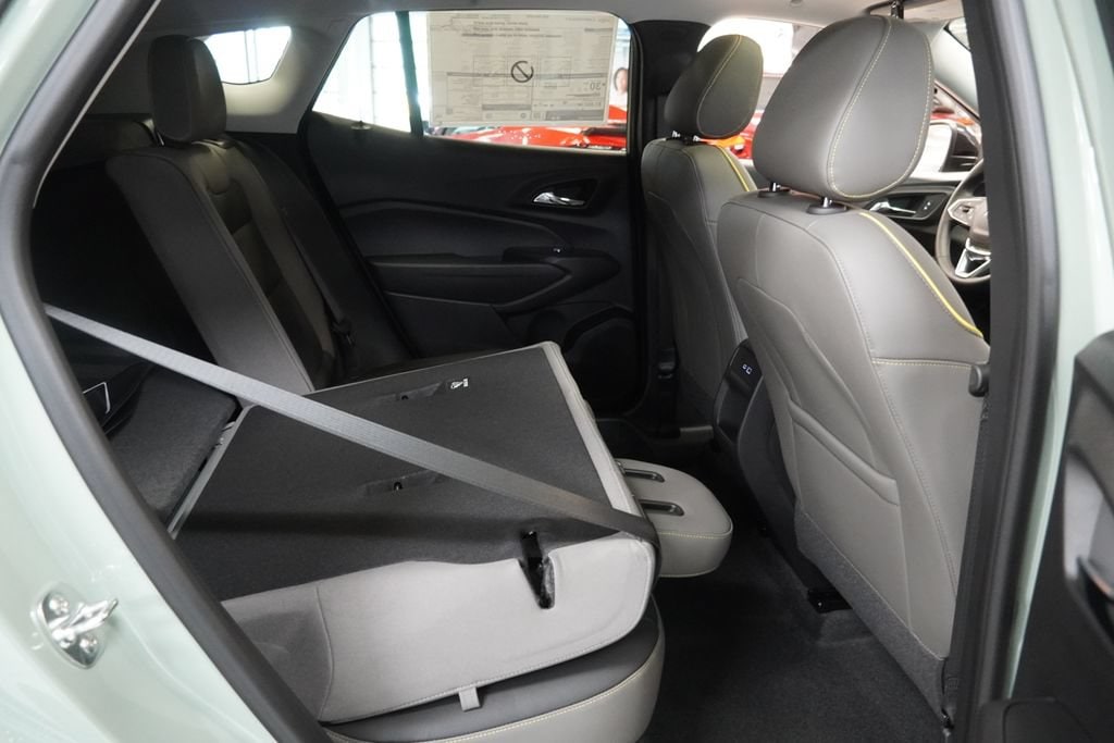 2026 Chevrolet Trax Activ - Photo 30