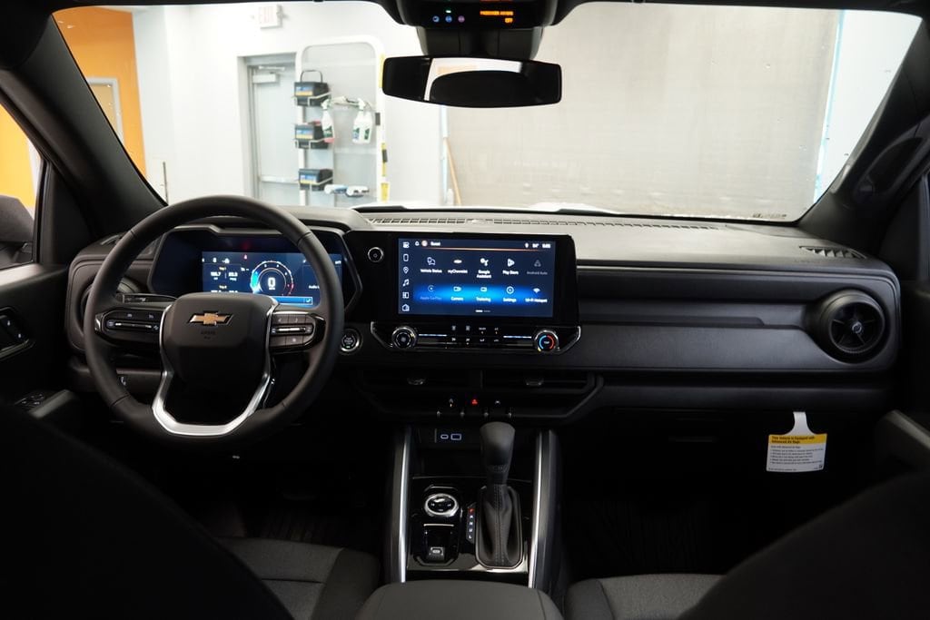 2026 Chevrolet Colorado Work Truck - Photo 18