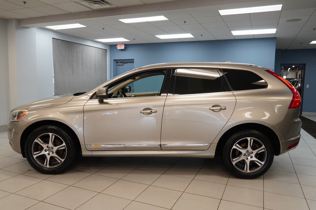 Used 2014 Volvo XC60 T6 with VIN YV4902DZ0E2540632 for sale in Strongsville, OH