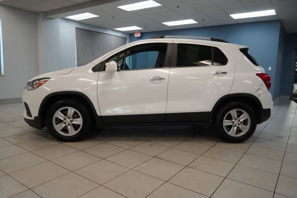 Used 2019 Chevrolet Trax LT with VIN KL7CJLSBXKB793242 for sale in Strongsville, OH