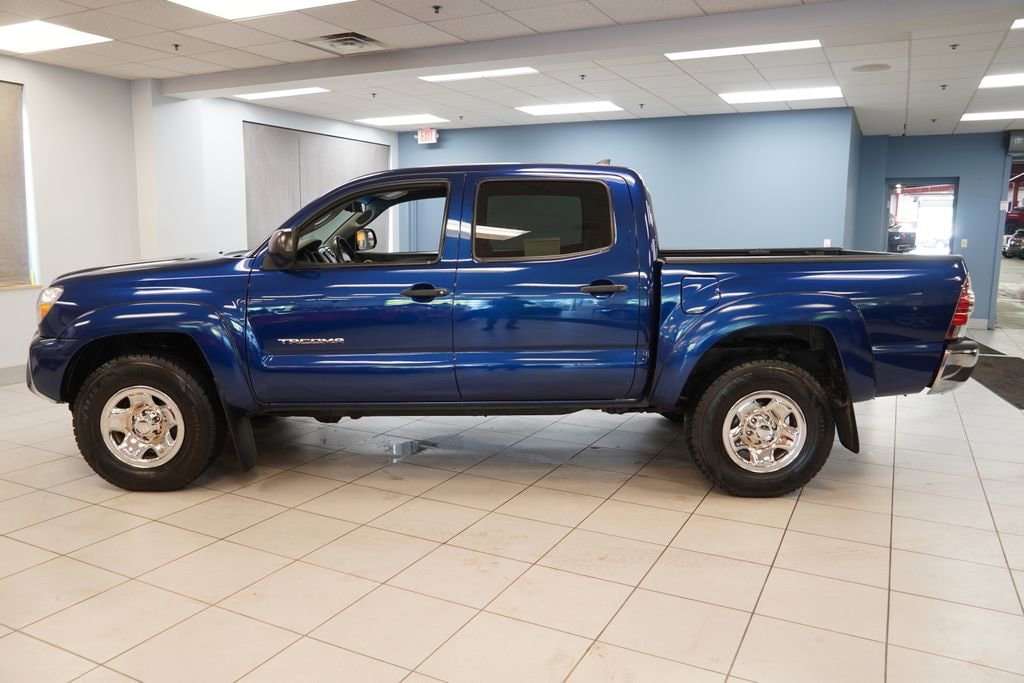 Used 2015 Toyota Tacoma Base Truck Double Cab