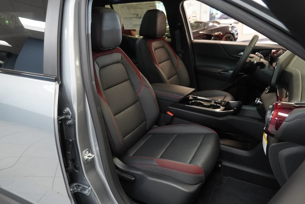 2027 Chevrolet Equinox RS - Photo 26