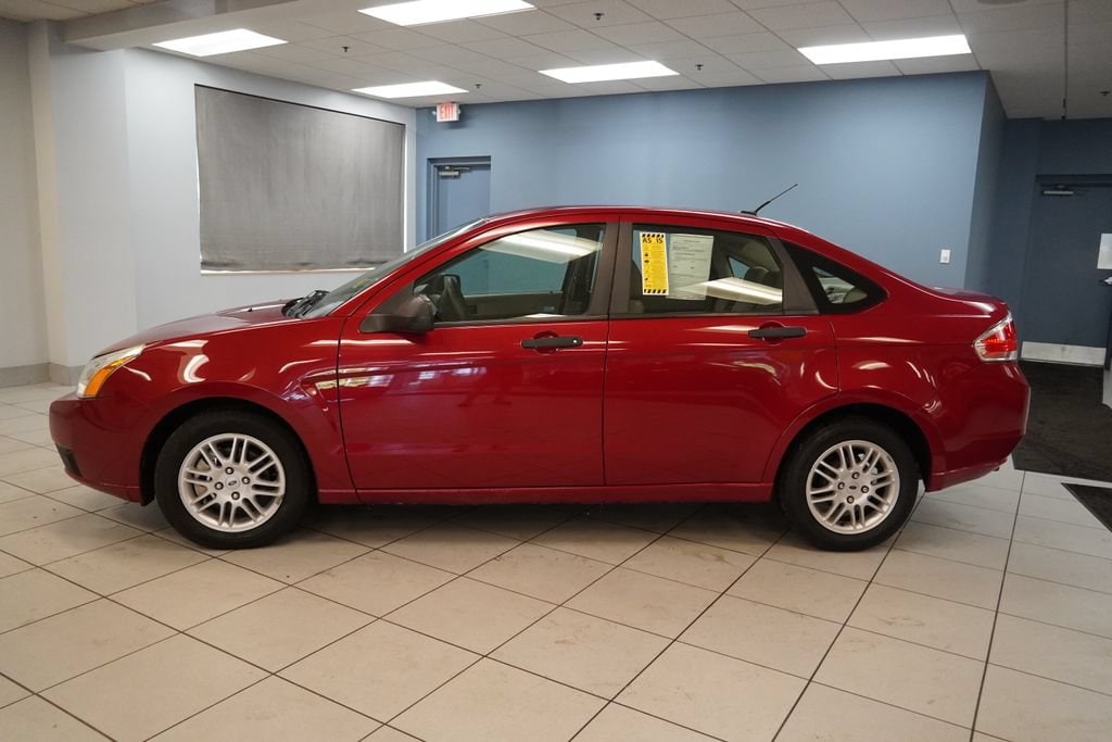 Used 2011 Ford Focus SE with VIN 1FAHP3FN9BW133851 for sale in Strongsville, OH