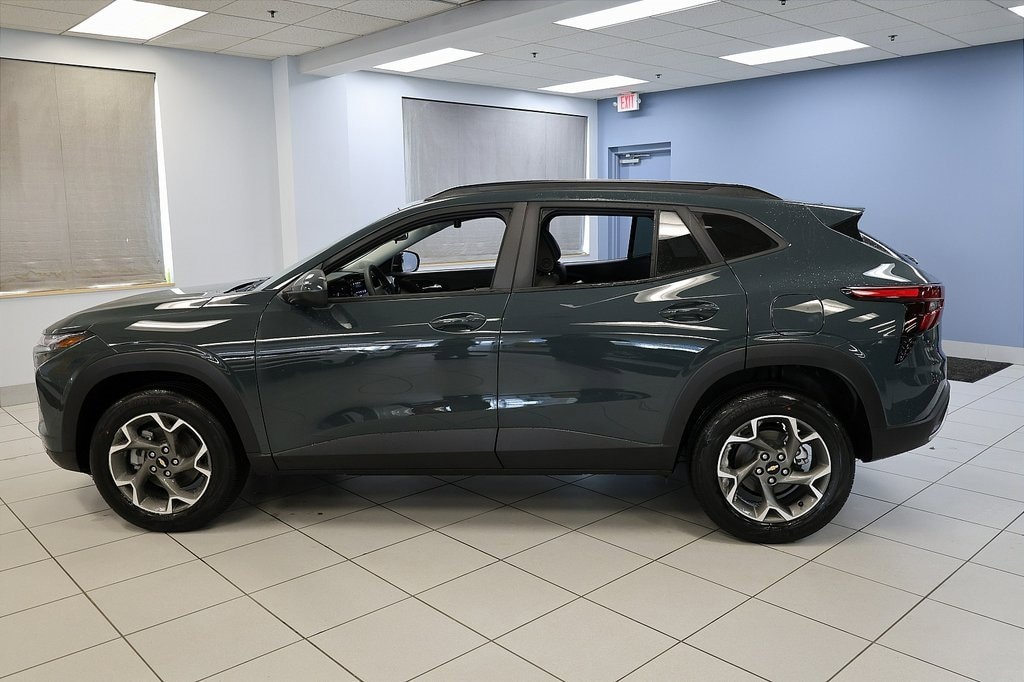 New 2026 Chevrolet Trax LT SUV