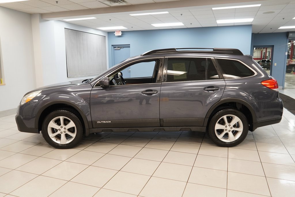 Used 2014 Subaru Outback 2.5i Limited with VIN 4S4BRBLC9E3290854 for sale in Strongsville, OH