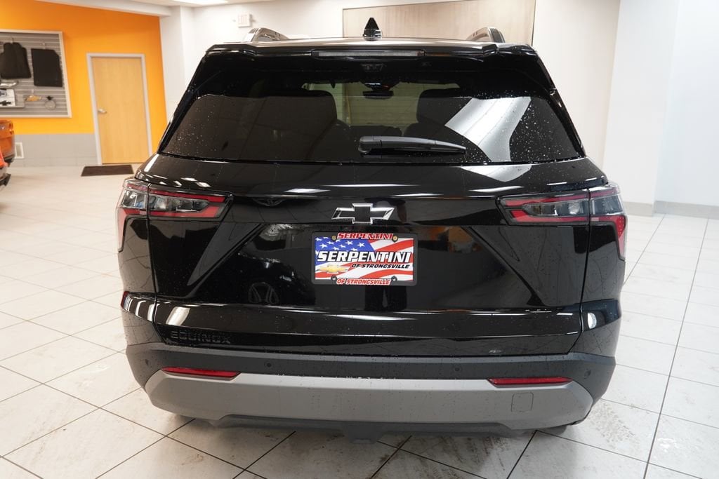 2026 Chevrolet Equinox LT - Photo 9
