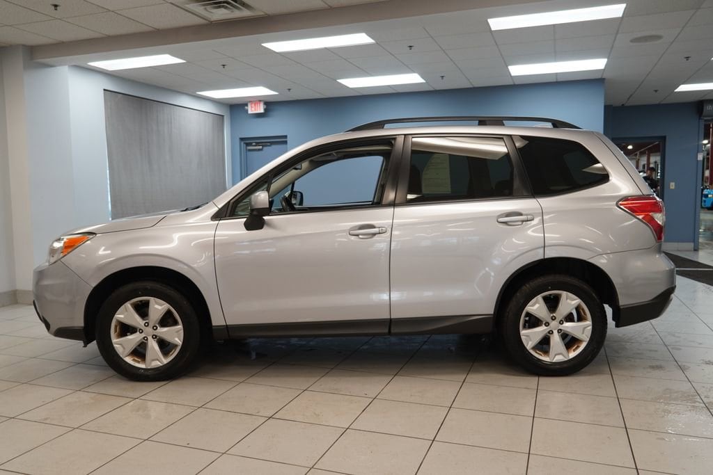Used 2016 Subaru Forester 2.5i Premium SUV