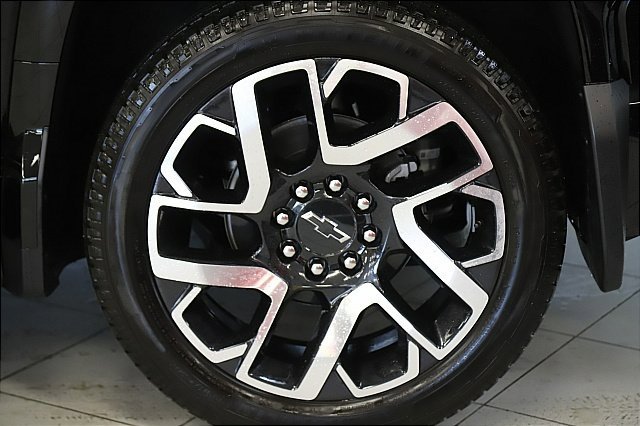 2024 Chevrolet Silverado EV RST photo 3