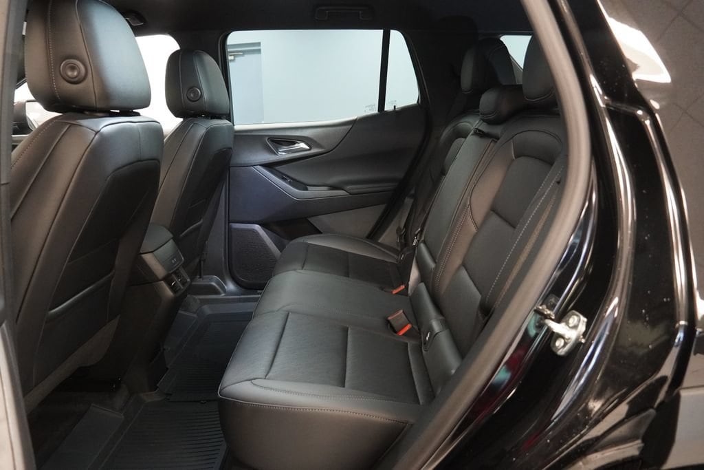 2027 Chevrolet Equinox LT - Photo 28