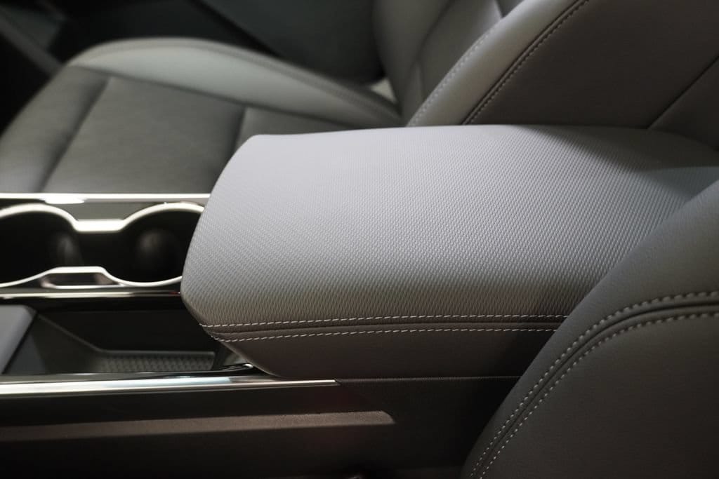 2027 Chevrolet Equinox LT - Photo 25