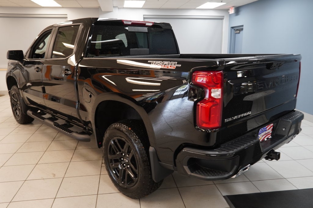 2026 Chevrolet Silverado 1500 LT Trail Boss - Photo 8