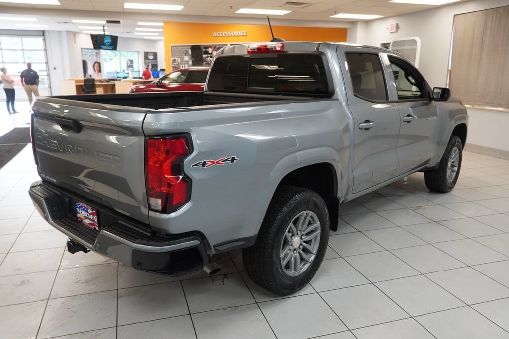 2026 Chevrolet Colorado LT - Photo 13