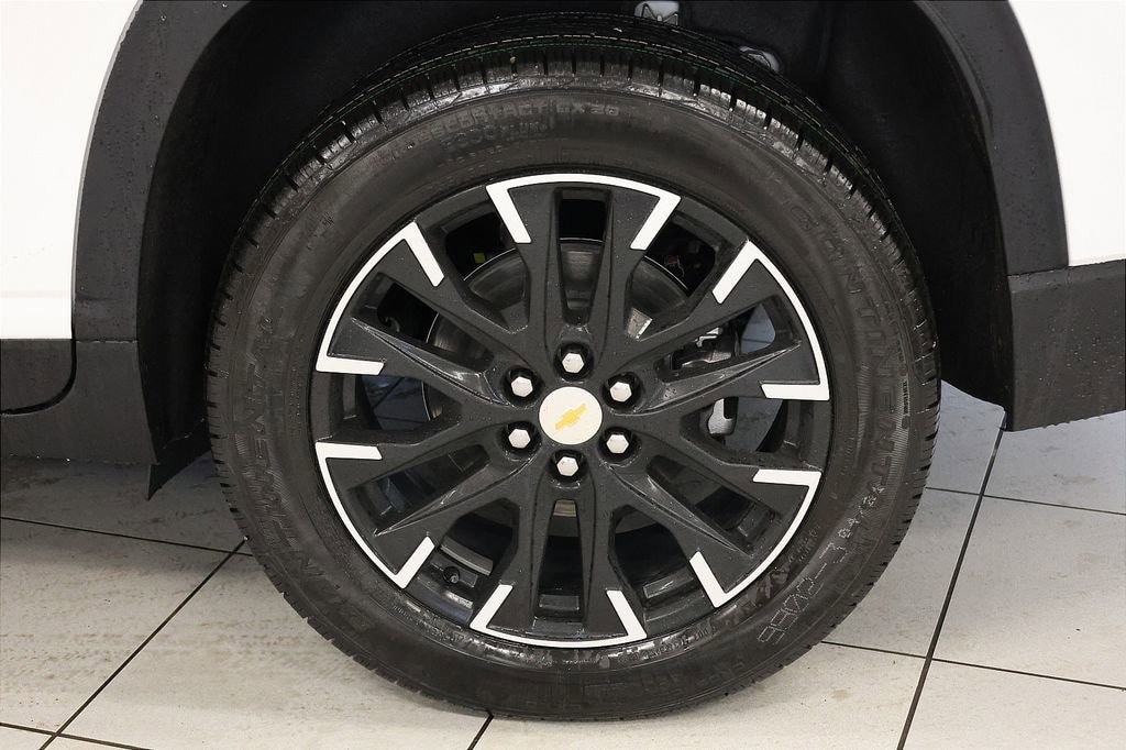 New 2026 Chevrolet Traverse LT SUV