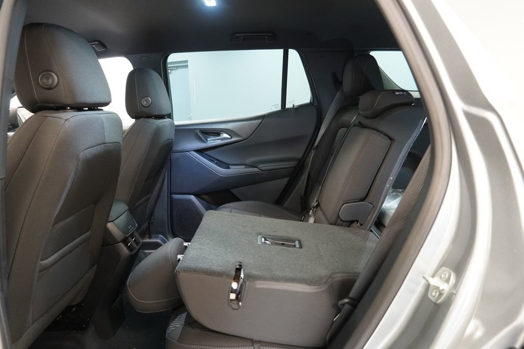 2026 Chevrolet Equinox LT - Photo 27