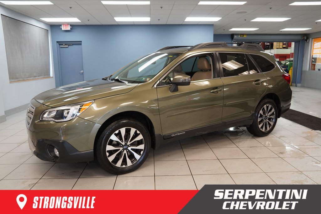 2015 Subaru Outback Limited's photo