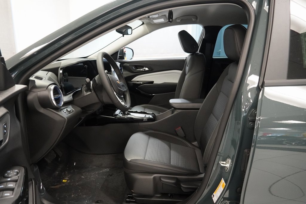 New 2026 Chevrolet Trax LT SUV