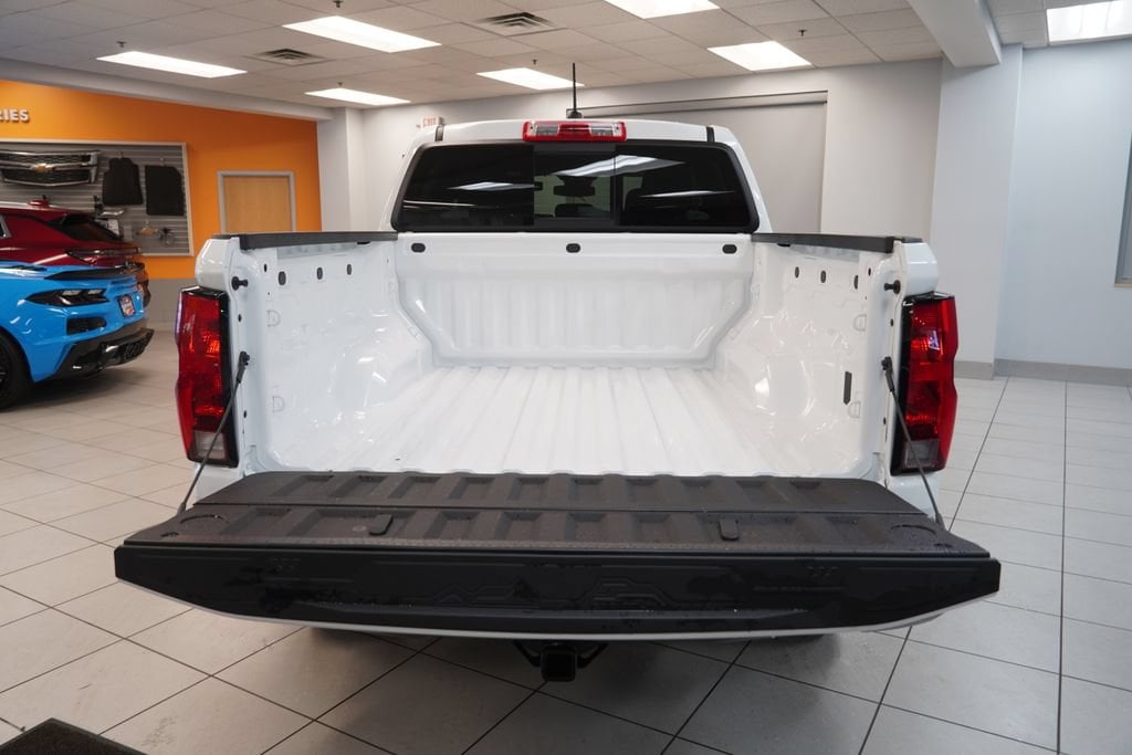 2026 Chevrolet Colorado Work Truck - Photo 8