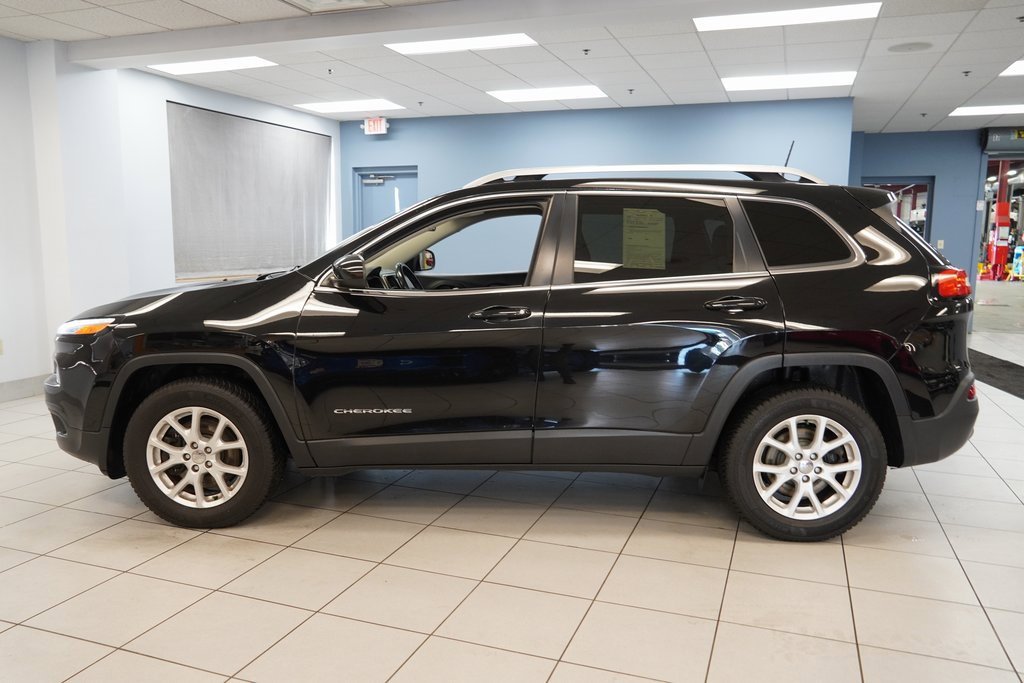 Used 2017 Jeep Cherokee Latitude with VIN 1C4PJMCS5HW647504 for sale in Strongsville, OH