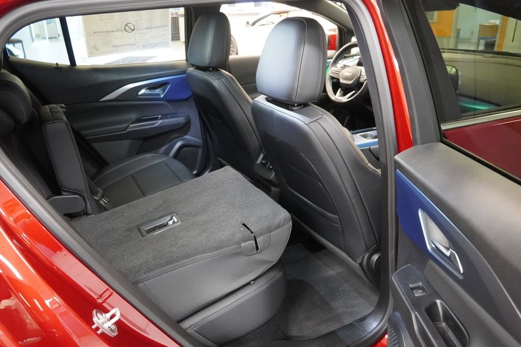 2026 Chevrolet Equinox EV 2LT - Photo 23