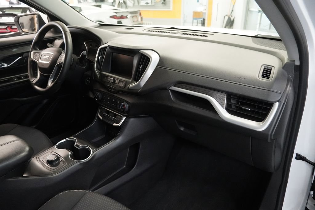 2024 GMC Terrain SLE - Photo 12