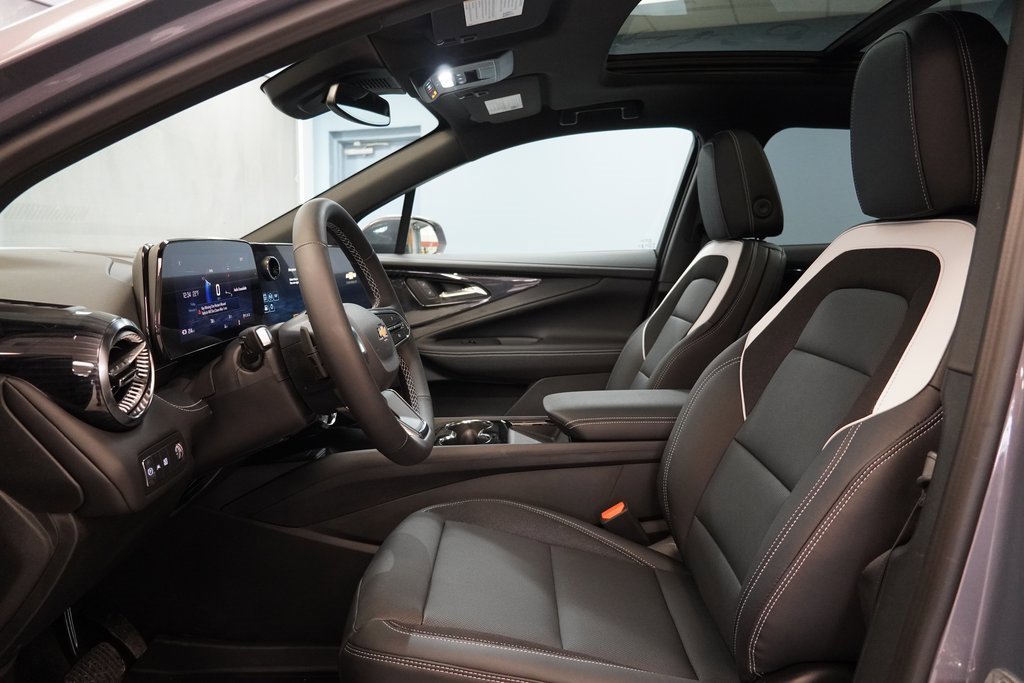 2025 Chevrolet Blazer EV photo 4