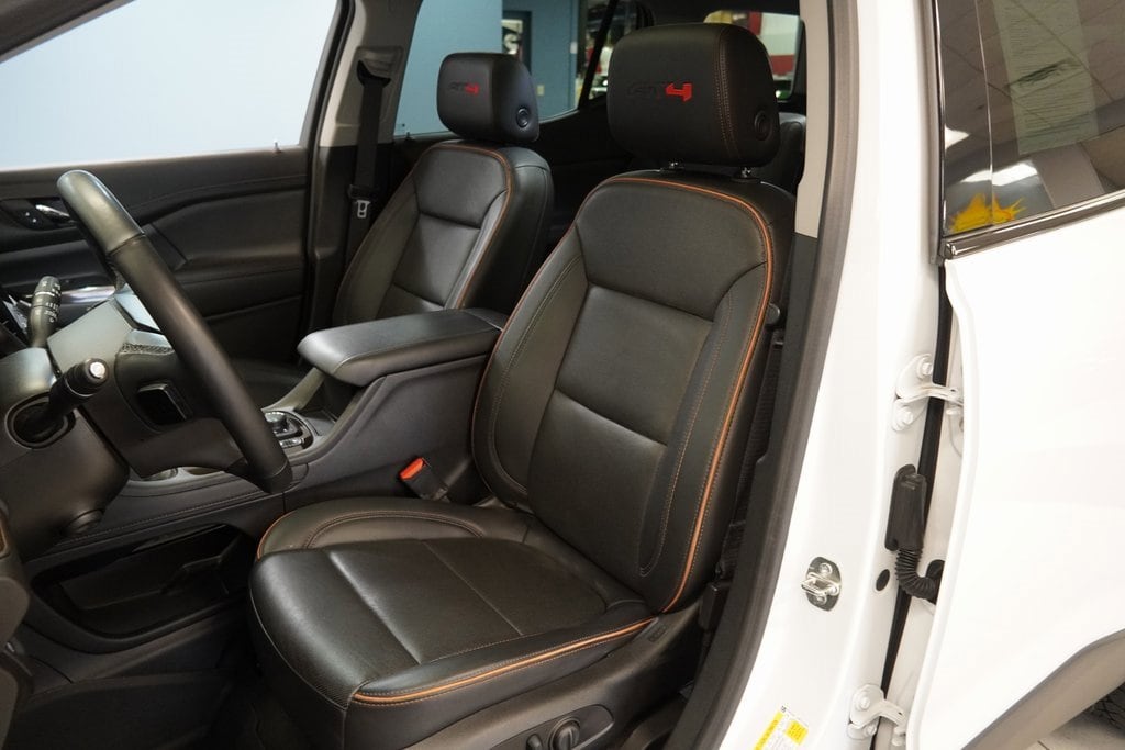 Used 2023 GMC Acadia AT4 SUV