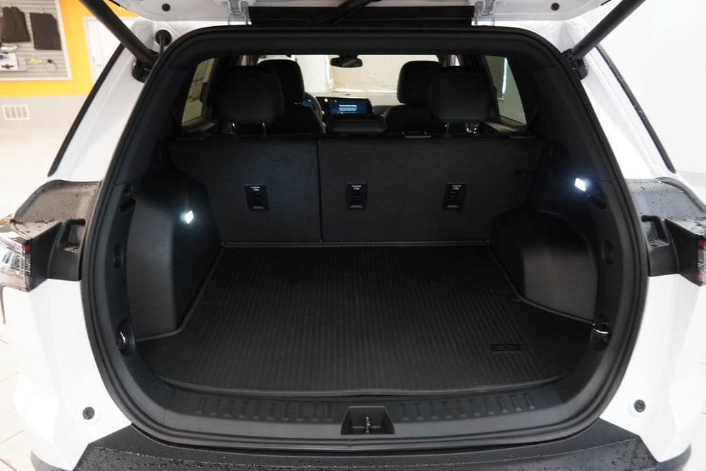 2026 Chevrolet Equinox LT - Photo 12