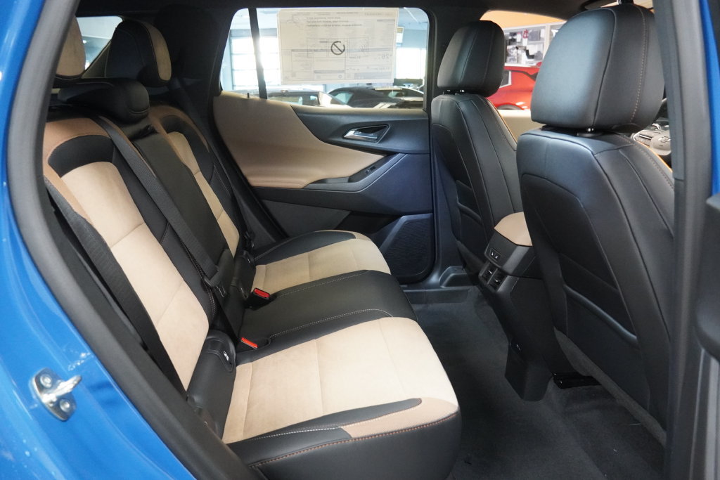 2027 Chevrolet Equinox ACTIV - Photo 33