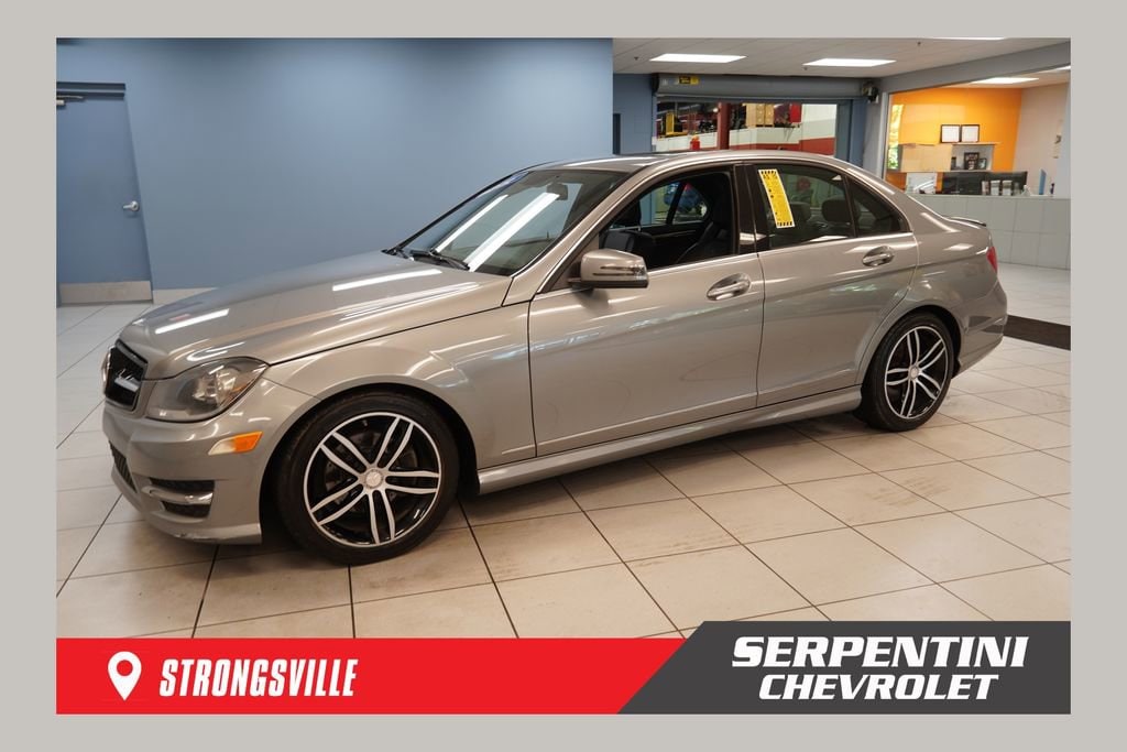 2012 Mercedes-Benz C-Class C300 Luxury 4MATIC's photo