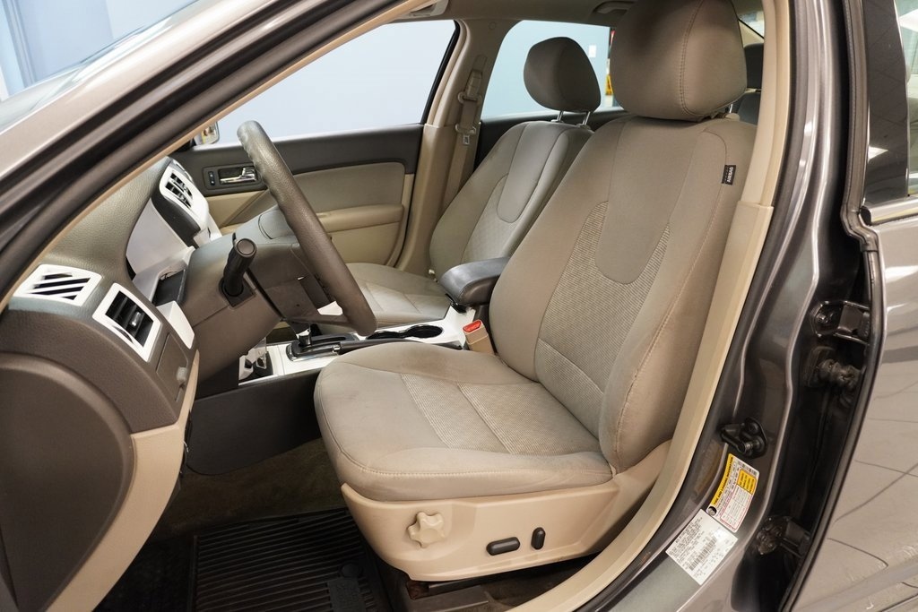 Used 2012 Ford Fusion SE Sedan