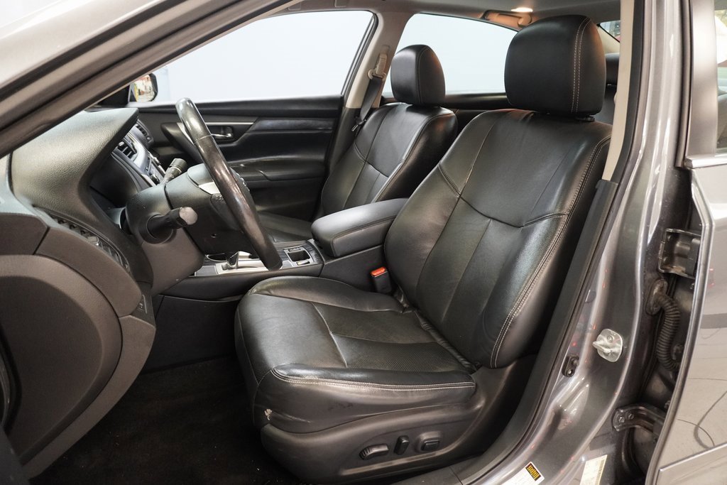 2016 Nissan Altima 2.5 SL photo 3