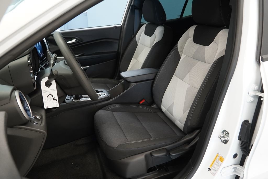 New 2026 Chevrolet Trax LS SUV