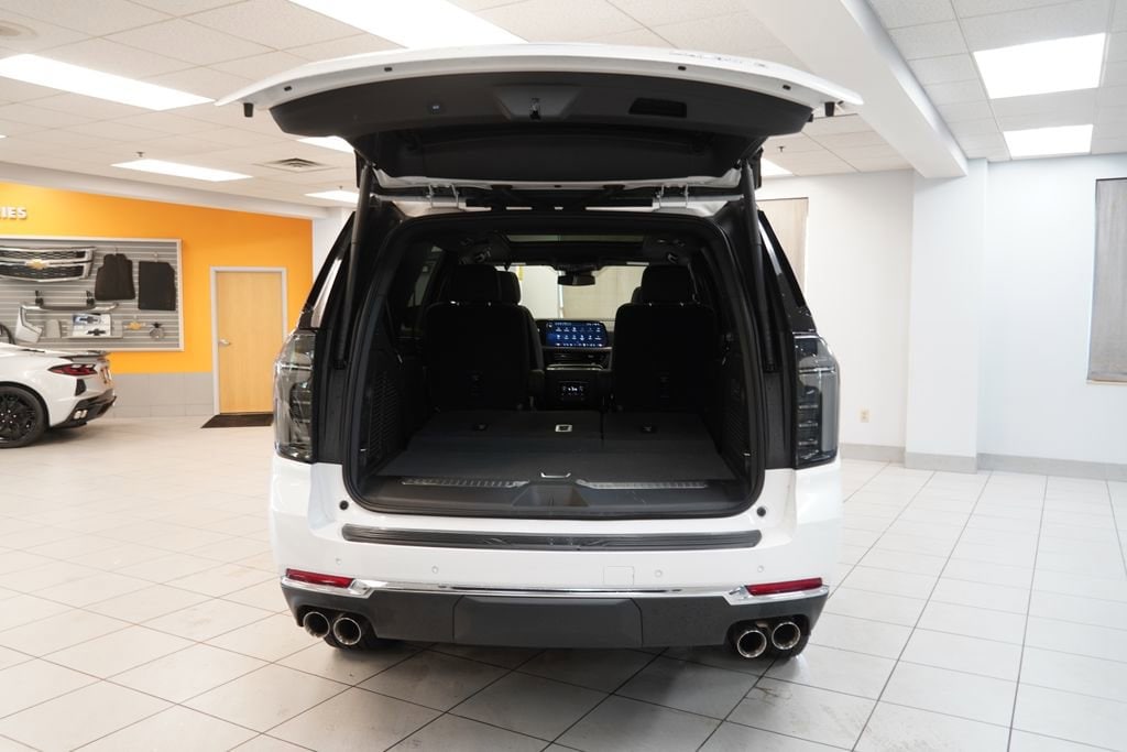 2025 Chevrolet Tahoe Premier - Photo 11