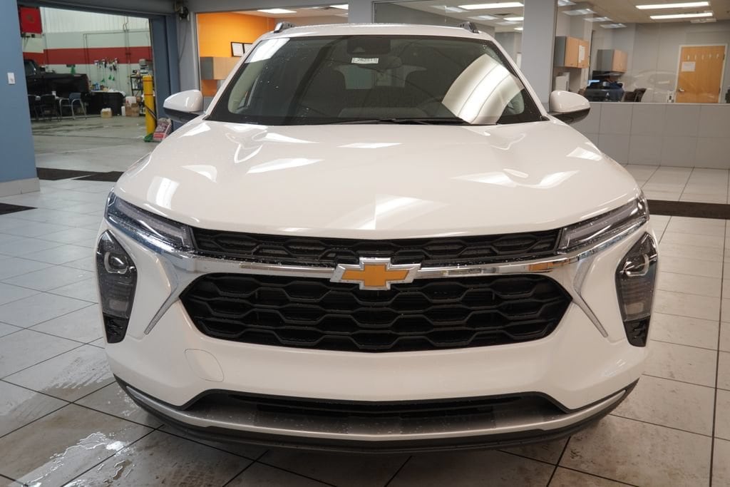 2026 Chevrolet Trax LT - Photo 14