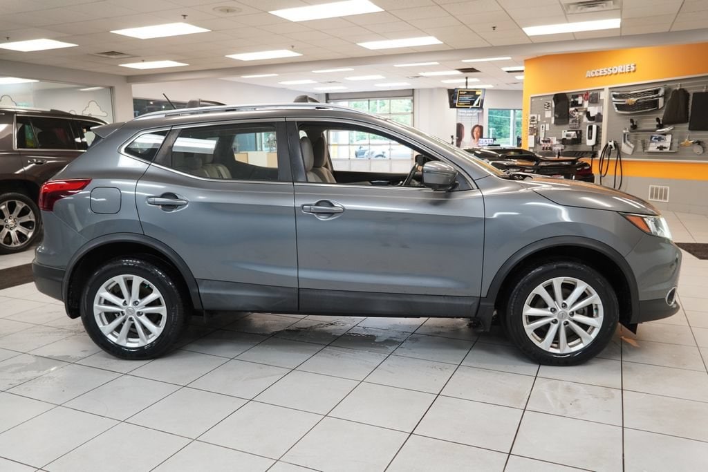 2017 Nissan Rogue Sport SV - Photo 12