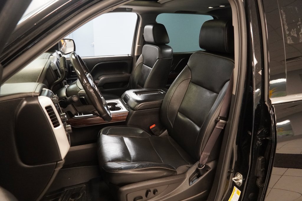 2017 Gmc Sierra 1500 SLT photo 3