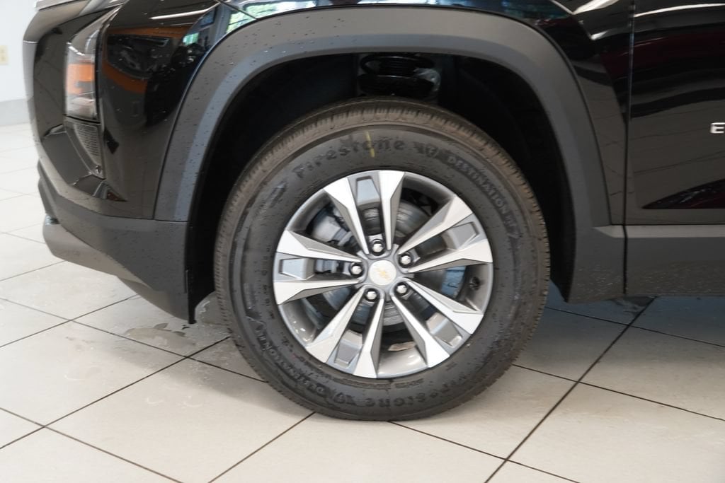 2027 Chevrolet Equinox LT - Photo 16