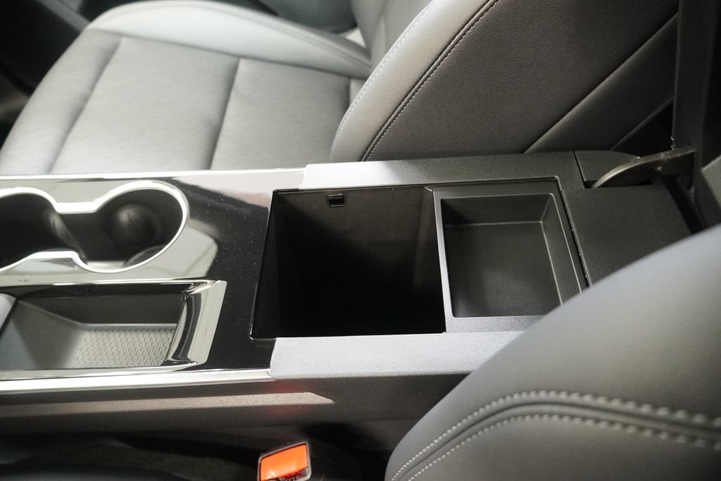 2027 Chevrolet Equinox LT - Photo 26