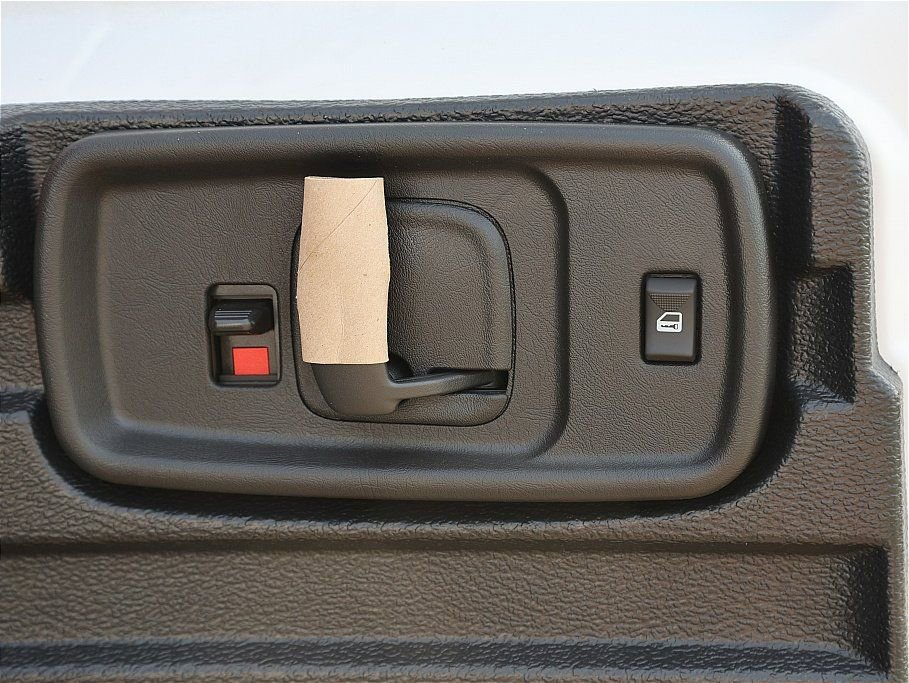 2025 Chevrolet Express Cargo Work Van - Photo 11