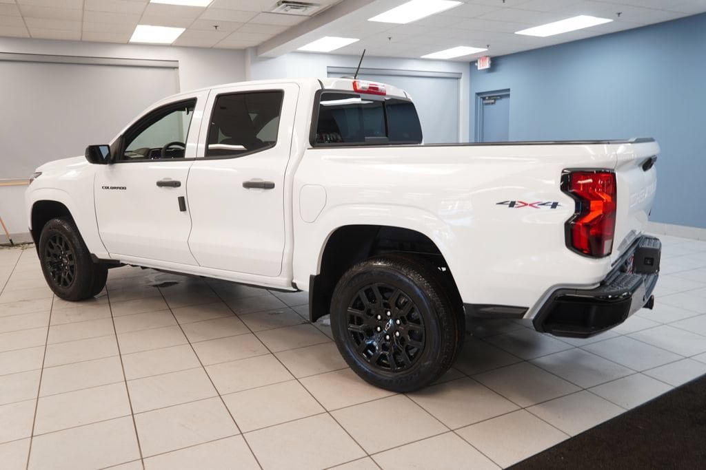 2026 Chevrolet Colorado Work Truck - Photo 6