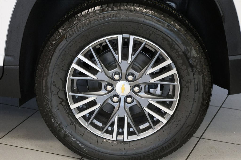 New 2026 Chevrolet Traverse LT SUV