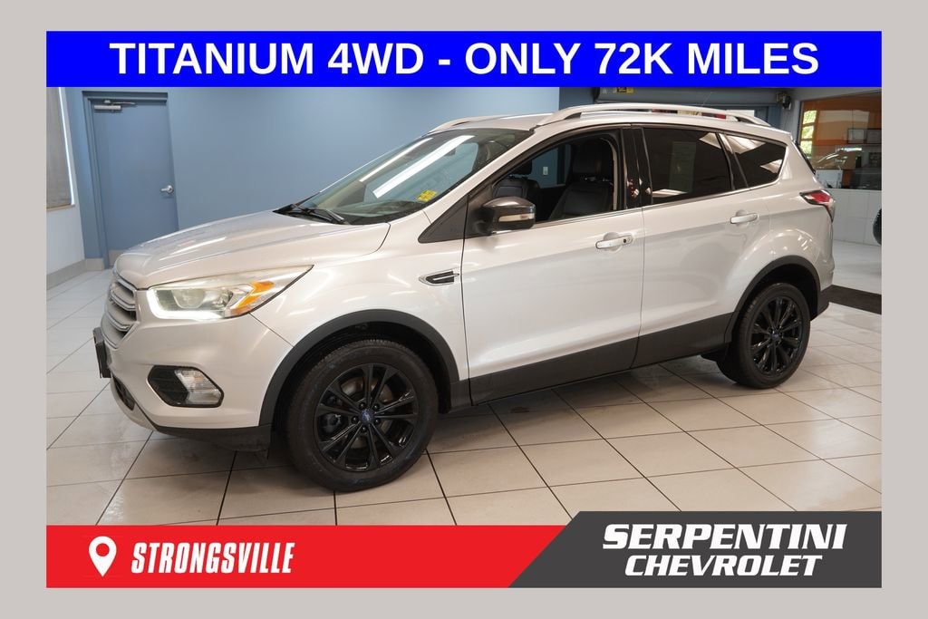 2017 Ford Escape Titanium 4WD's photo