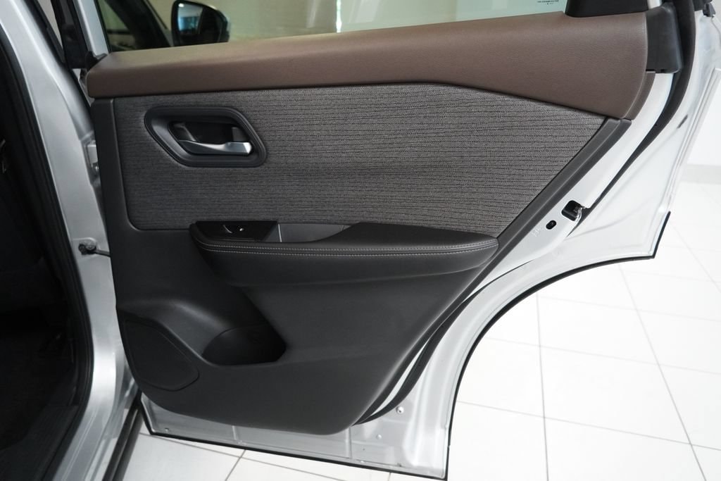 2022 Nissan Rogue SV - Photo 29