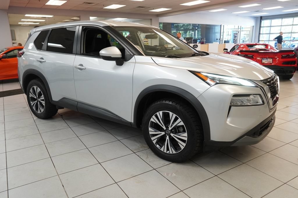 2022 Nissan Rogue SV - Photo 13