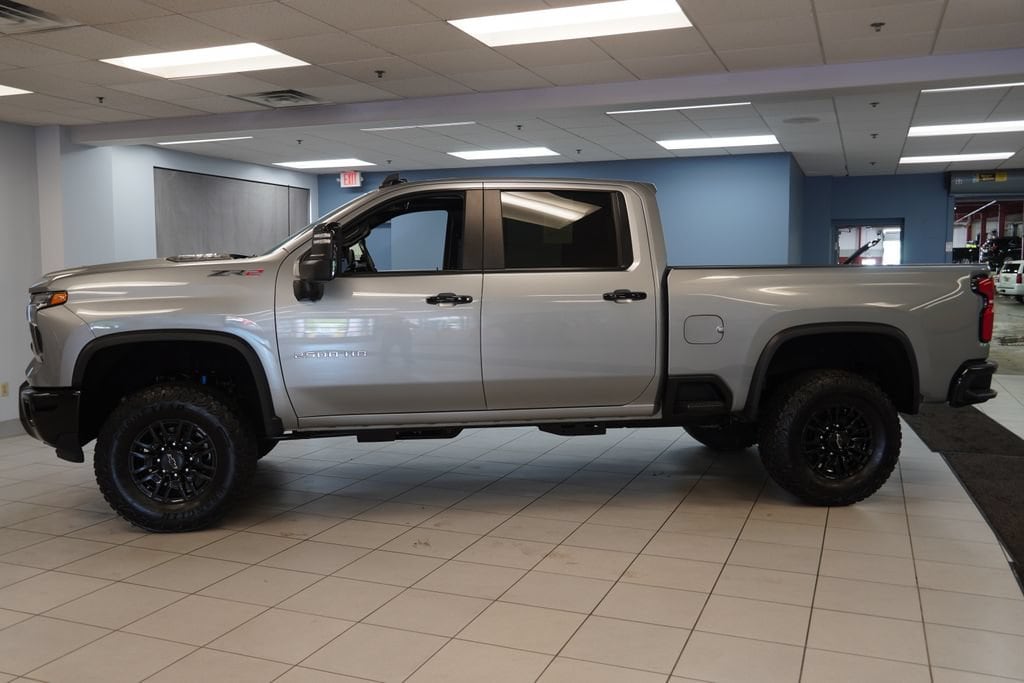 Used 2024 Chevrolet Silverado 2500 HD ZR2 Truck