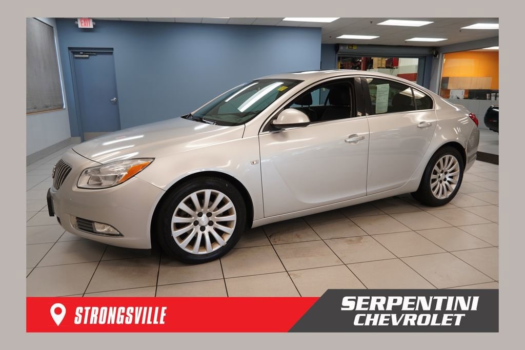 2011 Buick Regal CXL's photo